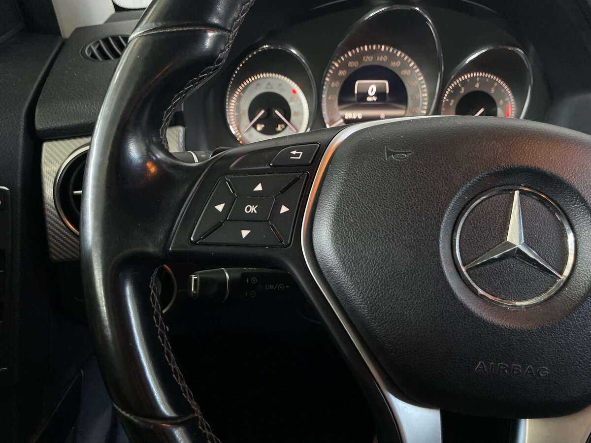 Mercedes-Benz GLK-Класс 300, 2012 Фото №11
