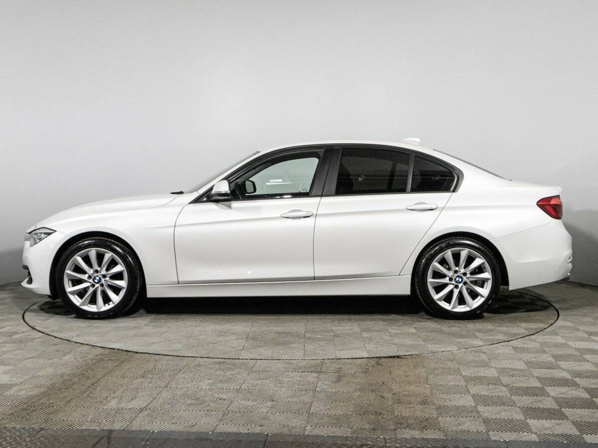 BMW 3 серии 318i, 2017 Фото №8