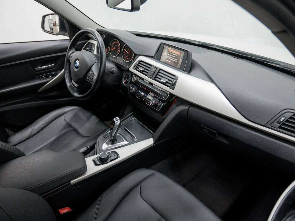 BMW 3 серии 320i, 2015 Фото №7