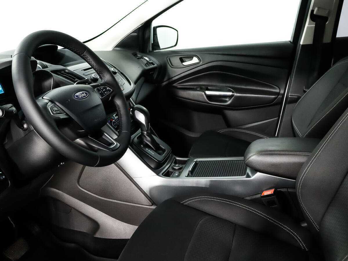 Ford Kuga, 2017 Фото №6
