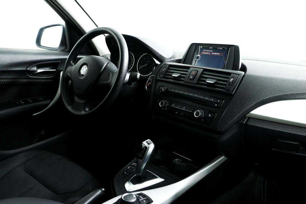 BMW 1 серии 116i, 2012 Фото №9