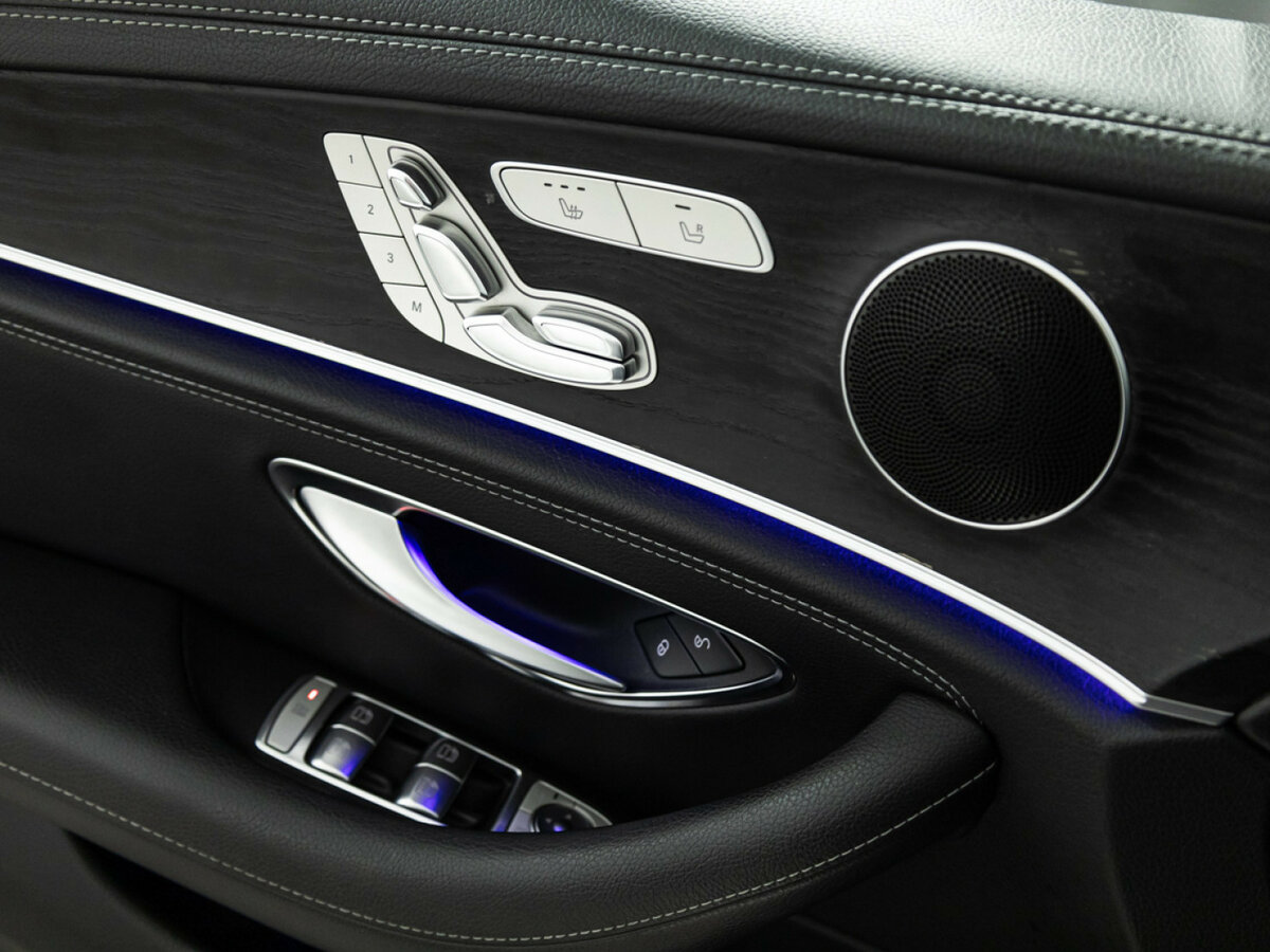 Mercedes-Benz E-Класс 200 V (W213, S213, C238), 2017 Фото №17