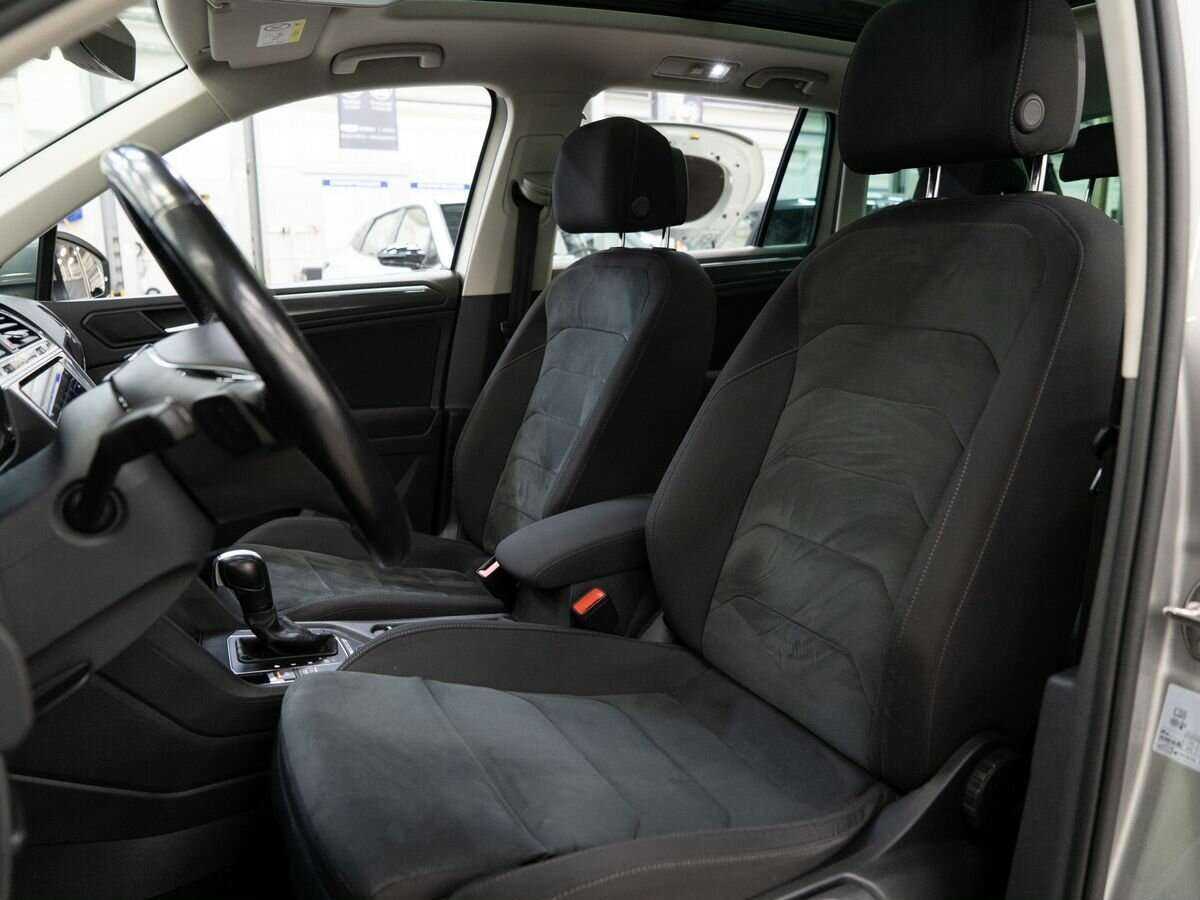 Volkswagen Tiguan, 2019 Фото №6
