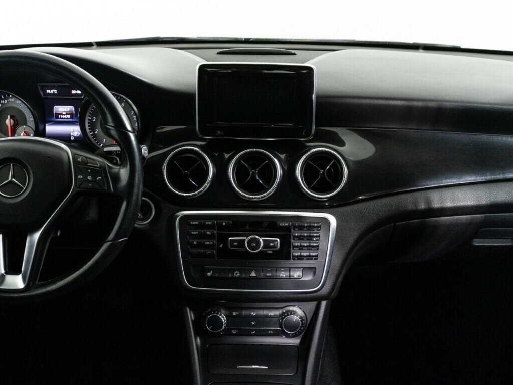 Mercedes-Benz CLA 200, 2013 Фото №14
