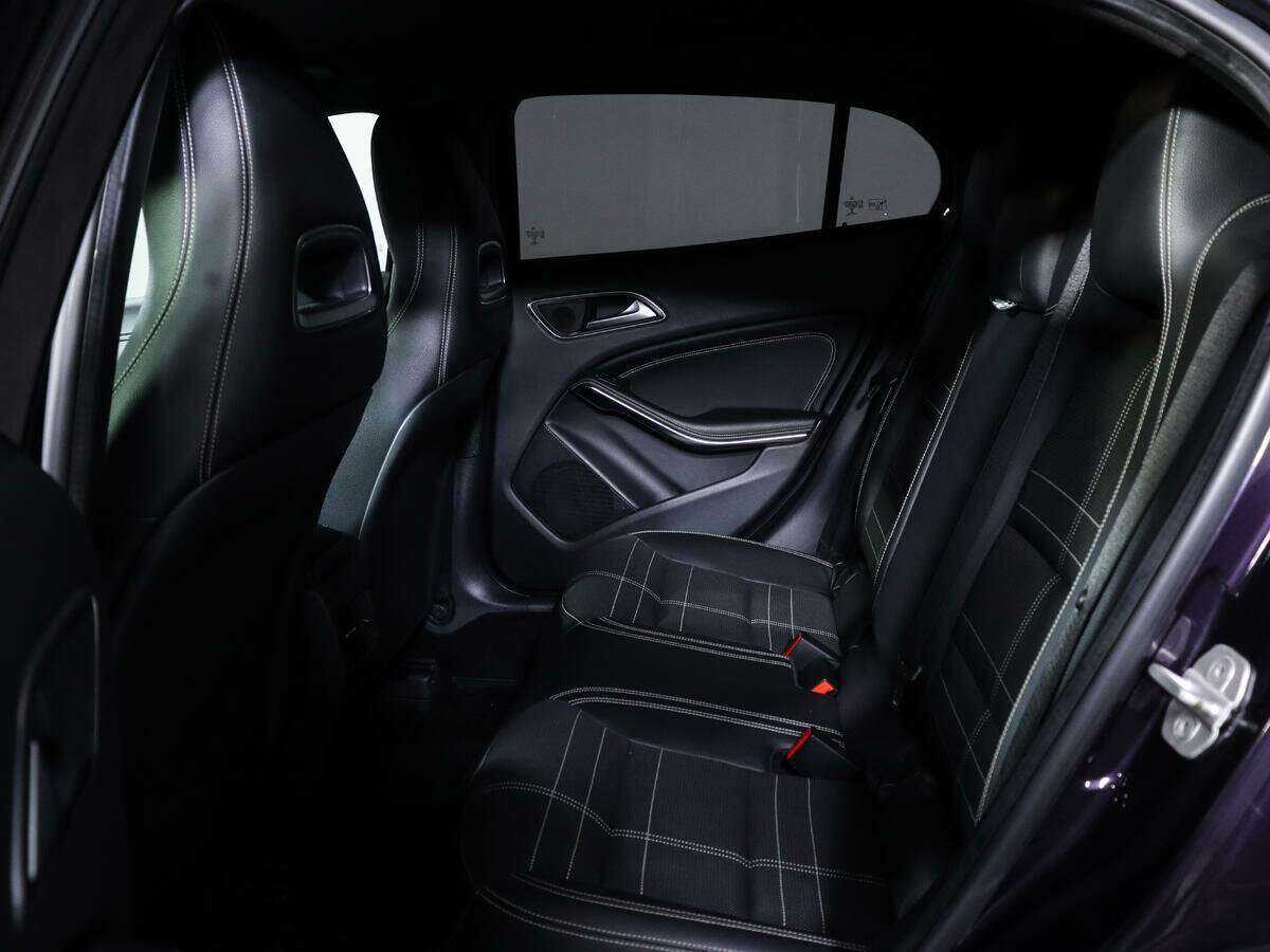 Mercedes-Benz GLA 250, 2015 Фото №8