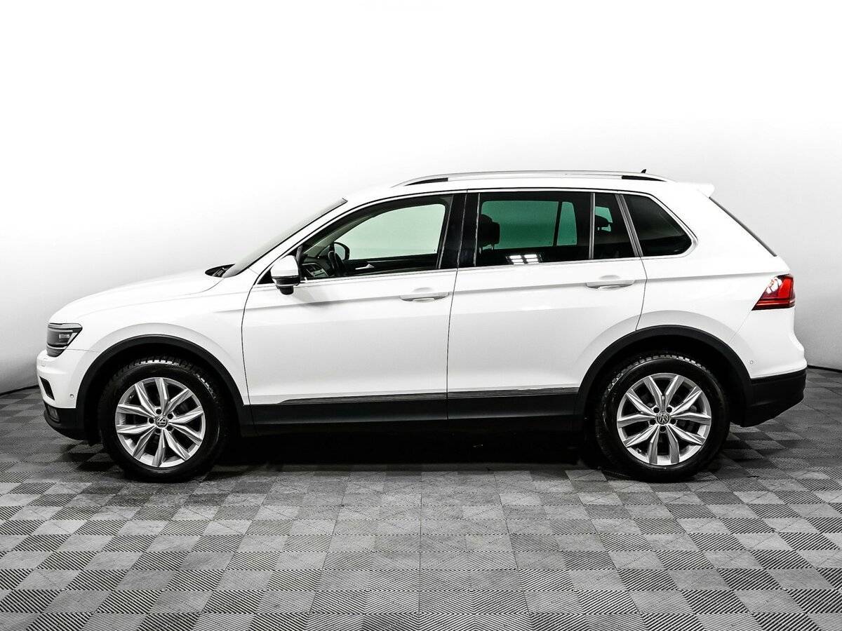 Volkswagen Tiguan, 2018 Фото №8