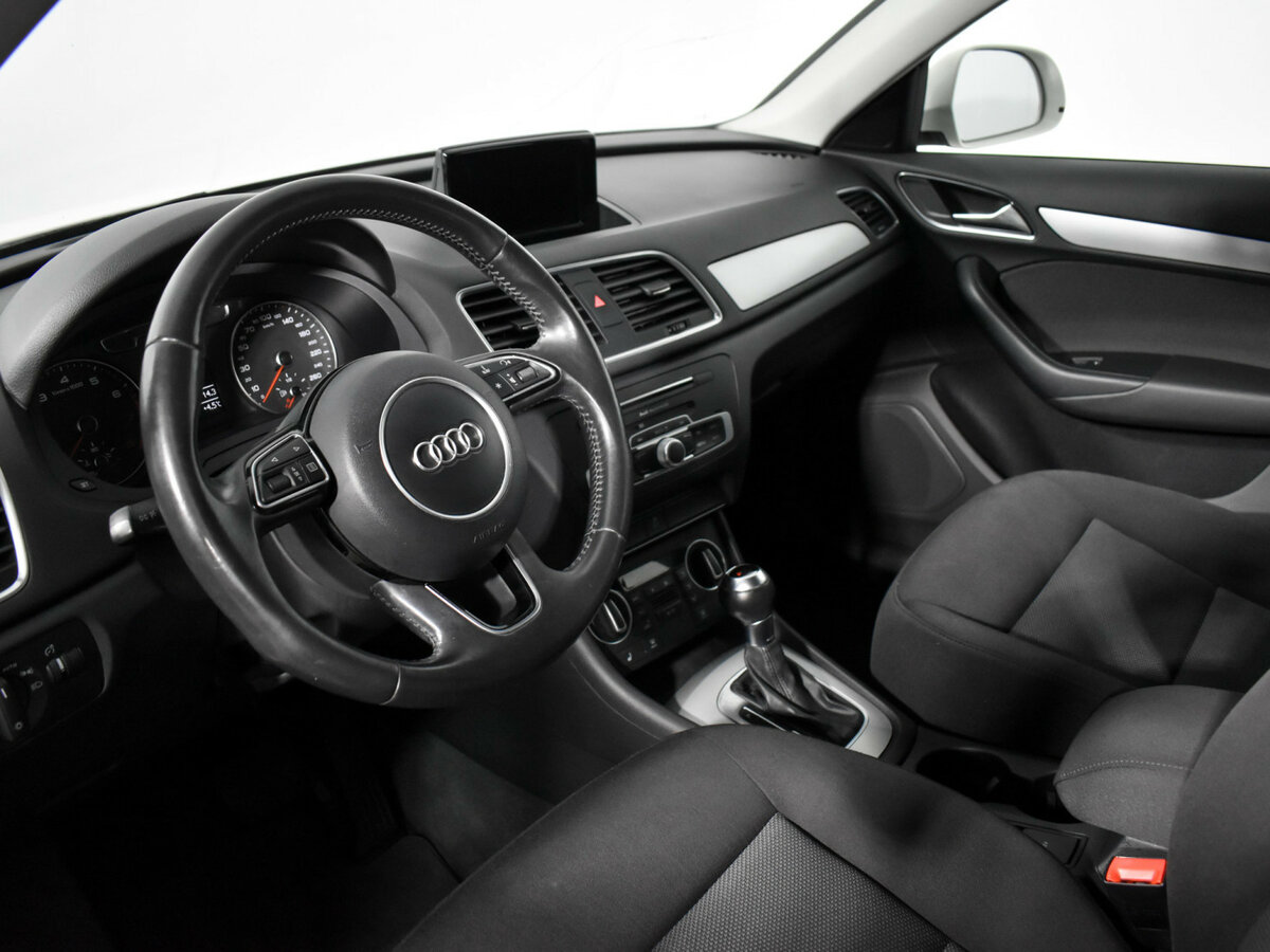 Audi Q3 I (8U) Рестайлинг, 2015 Фото №8