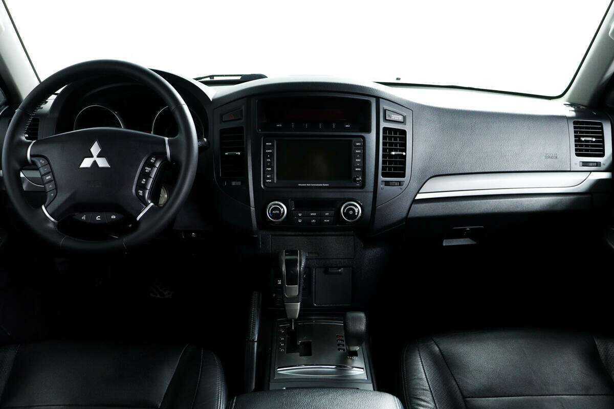 Mitsubishi Pajero, 2012 Фото №11