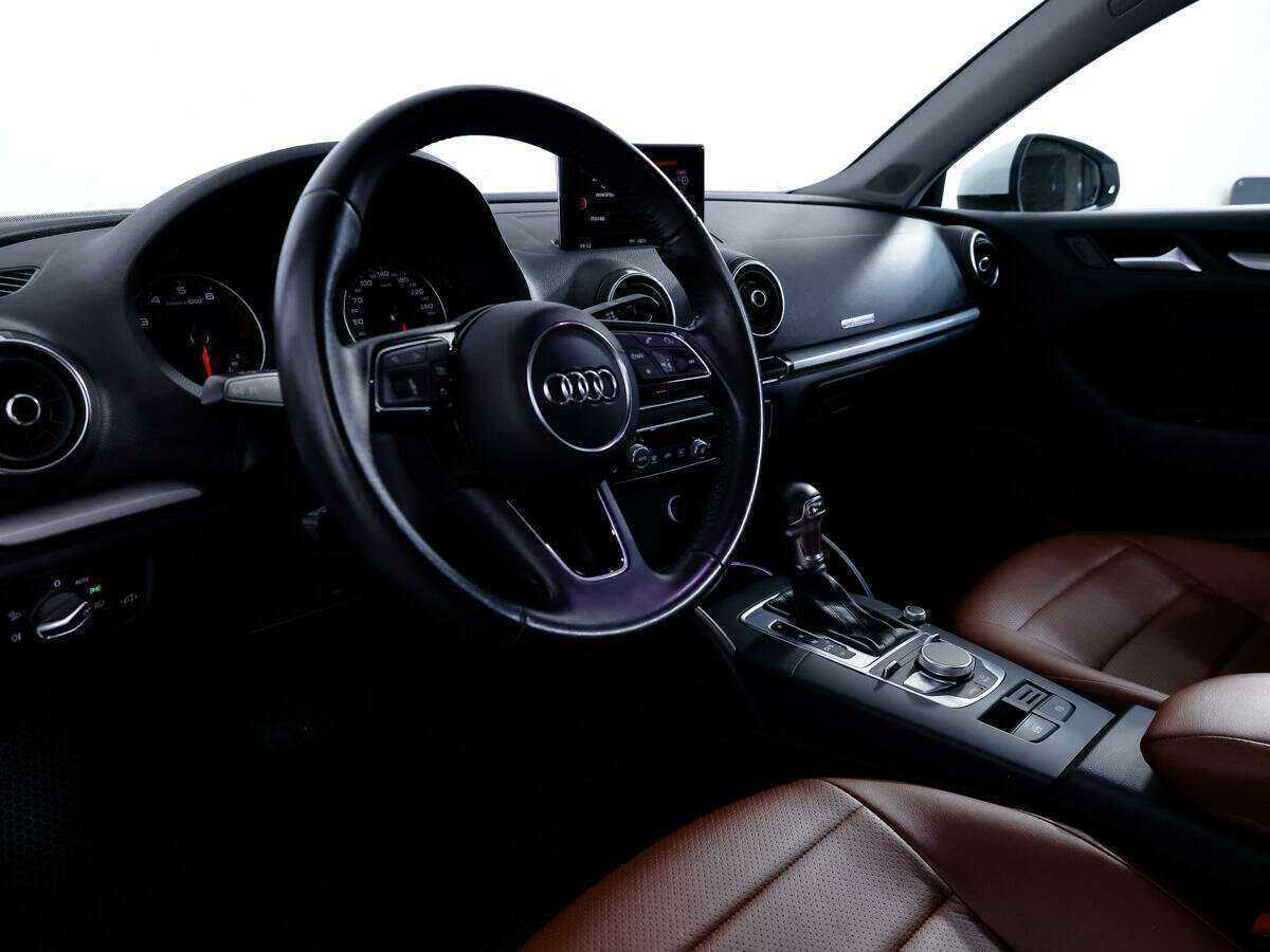 Audi A3, 2018 Фото №9