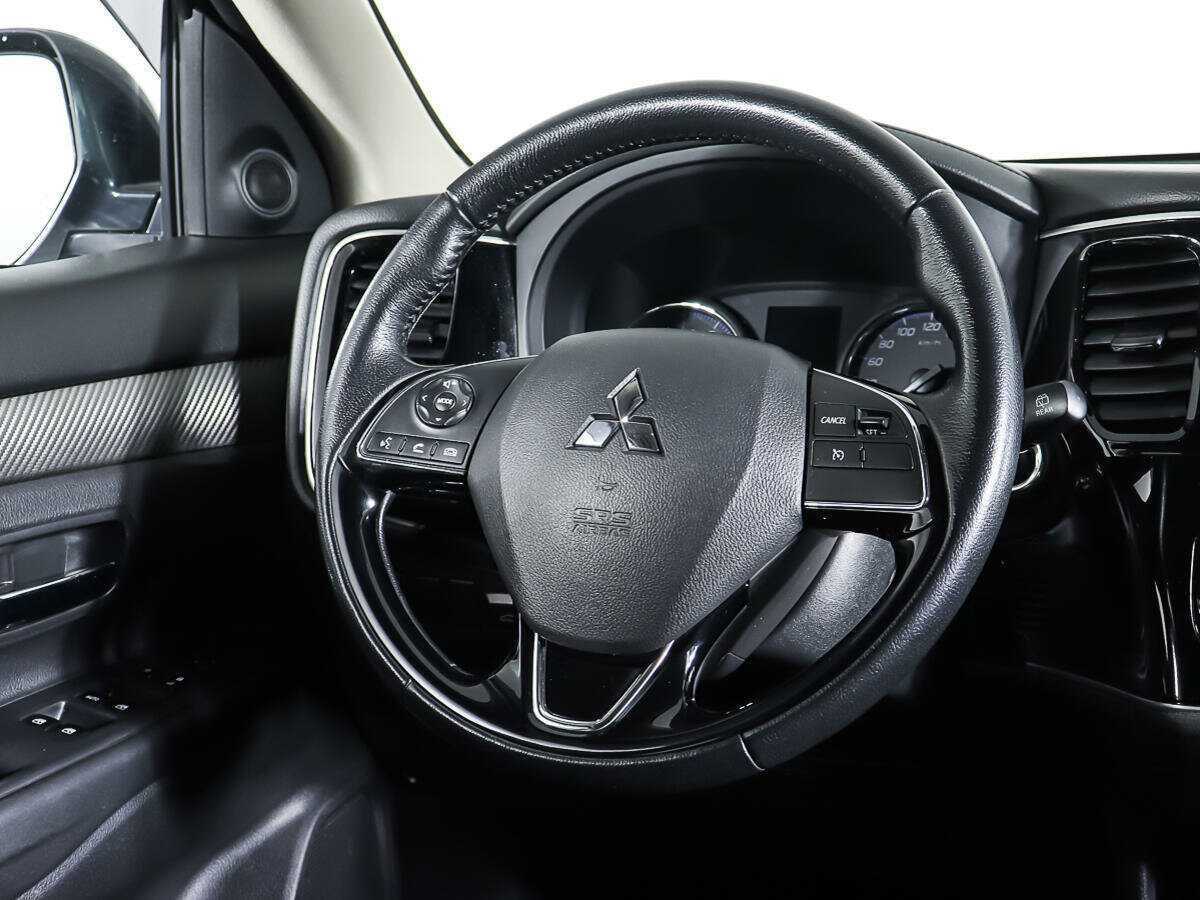 Mitsubishi Outlander, 2018 Фото №14
