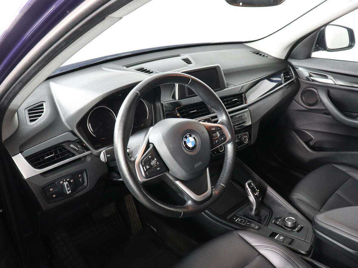 BMW X1 20i xDrive, 2018 Фото №10