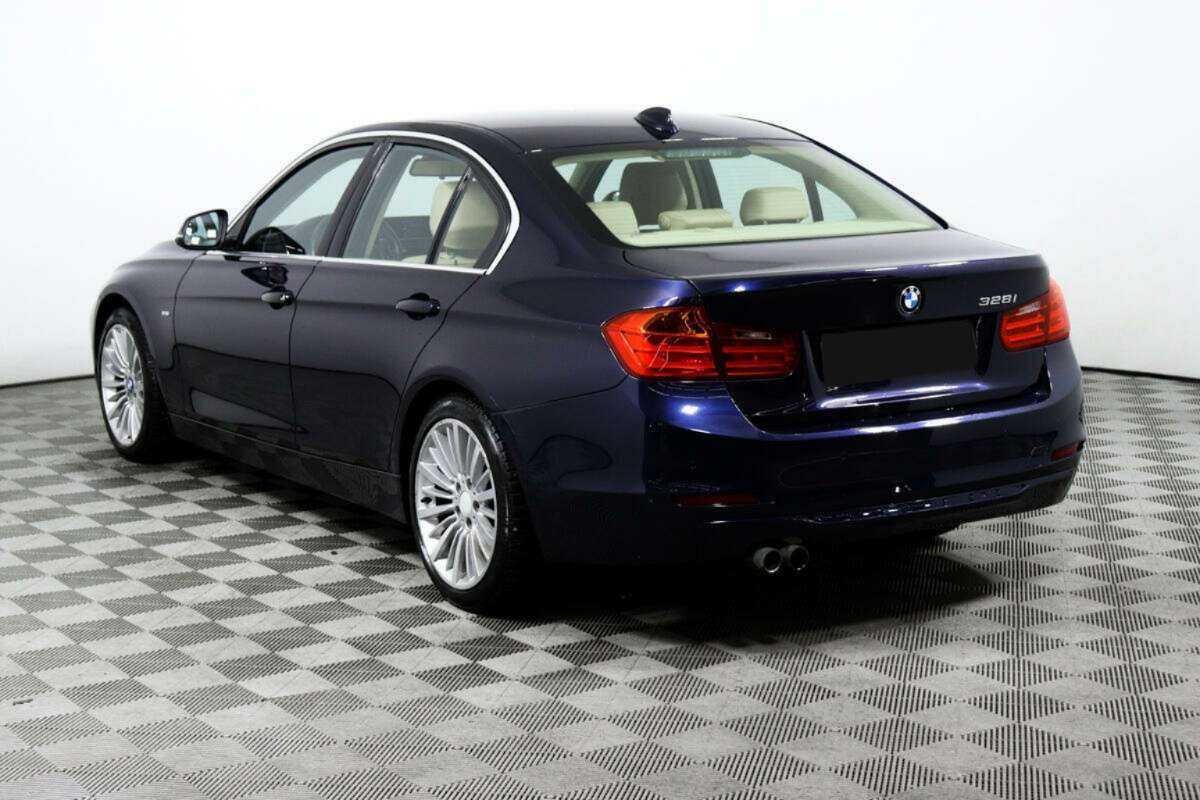 BMW 3 серии 328i, 2012 Фото №7