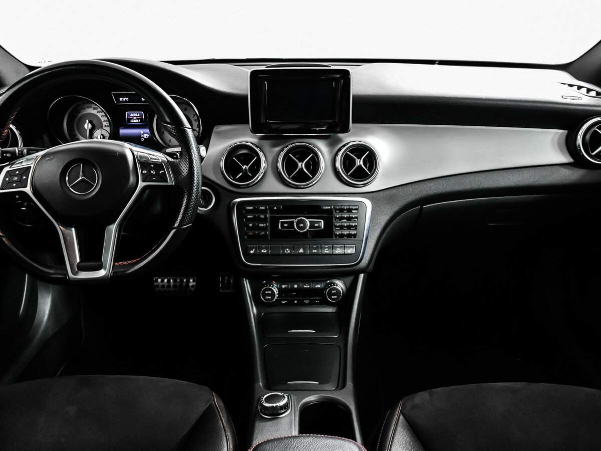 Mercedes-Benz GLA 250, 2014 Фото №11