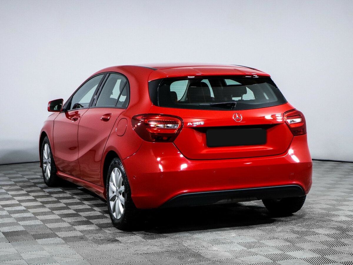 Mercedes-Benz A-Класс 180 III (W176) Рестайлинг, 2015 Фото №6