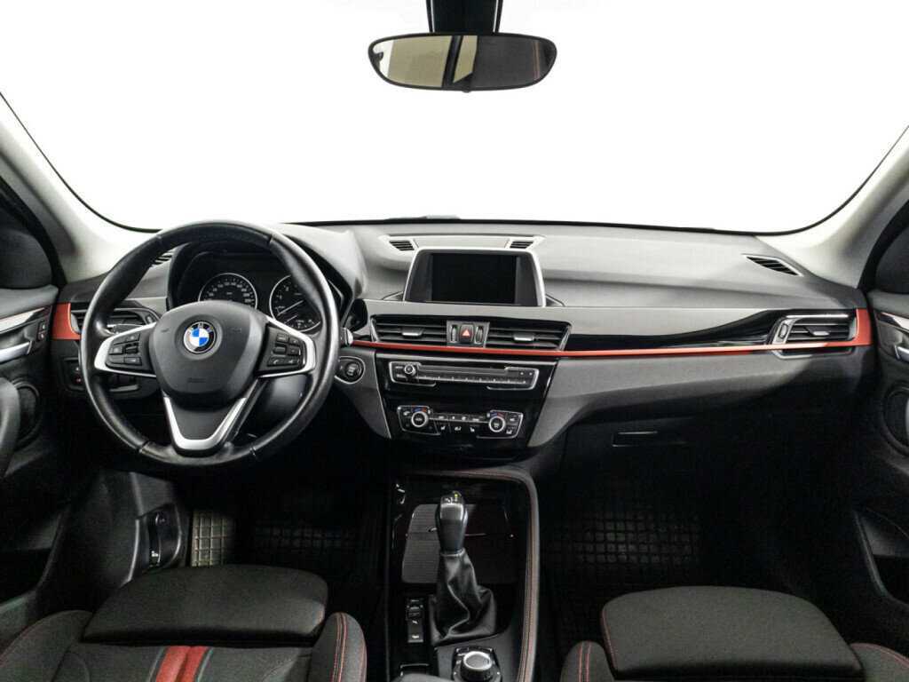 BMW X1 20i xDrive, 2017 Фото №13