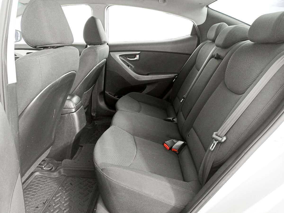Hyundai Elantra, 2014 Фото №10