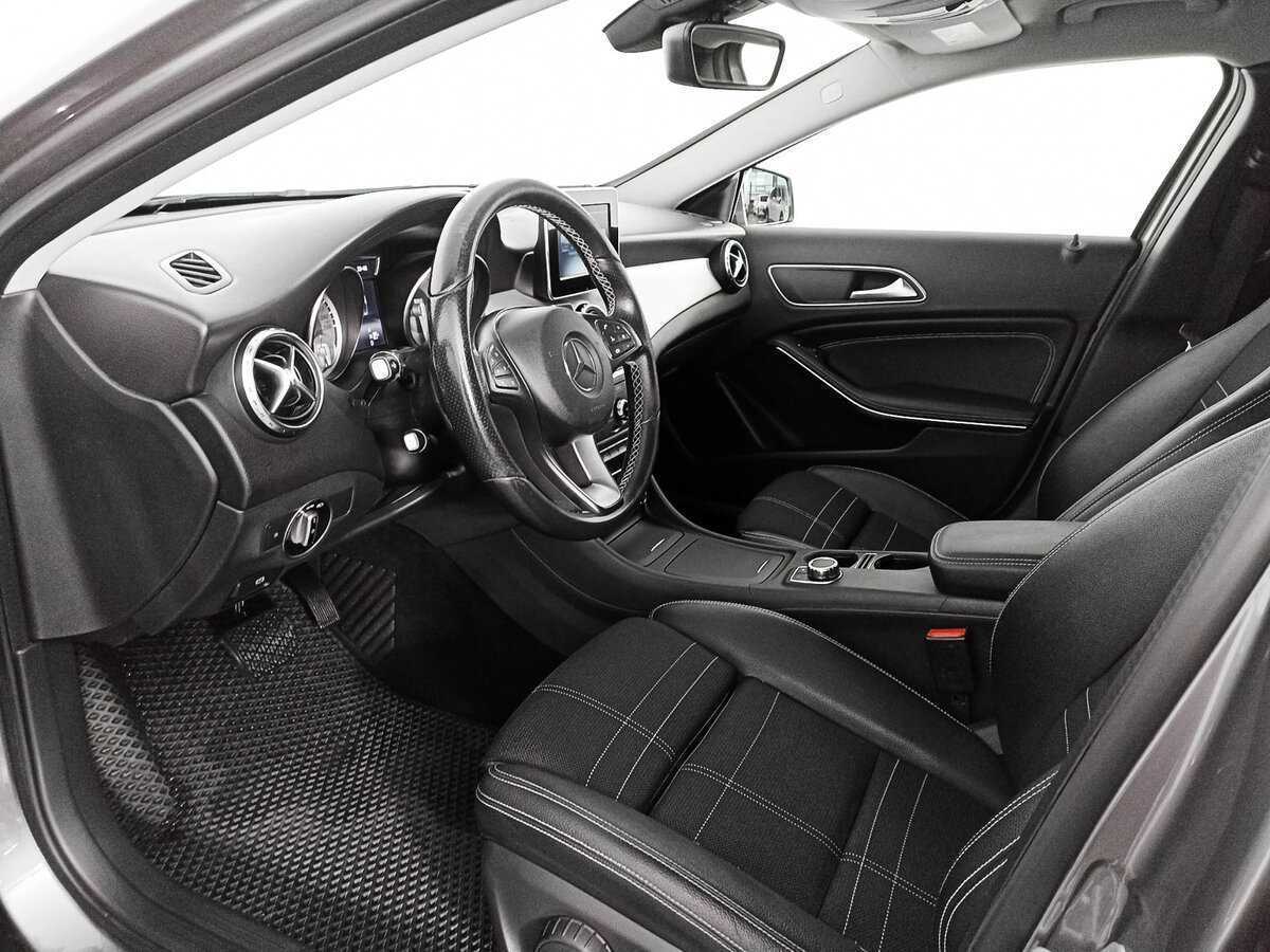 Mercedes-Benz GLA 250, 2016 Фото №12