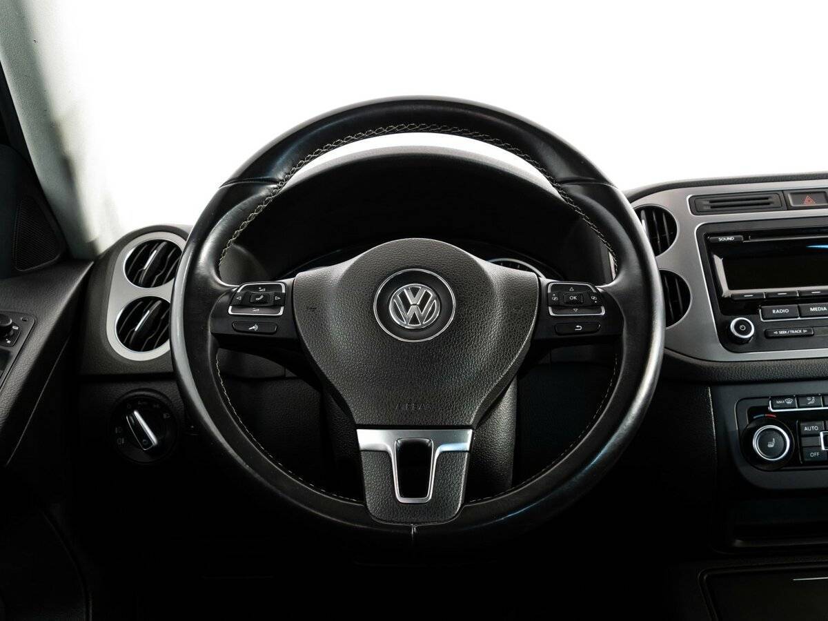 Volkswagen Tiguan, 2015 Фото №10