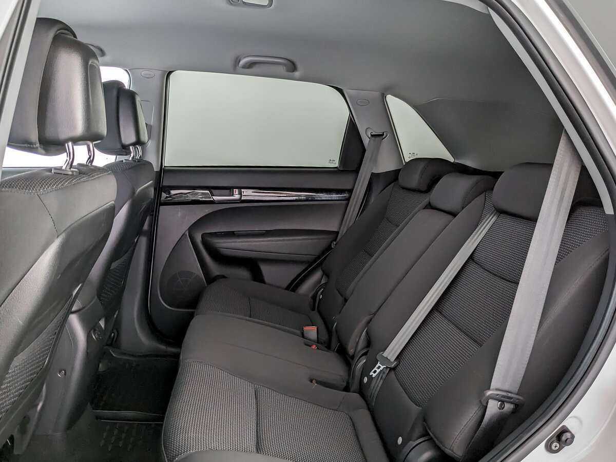 Kia Sorento, 2018 Фото №10