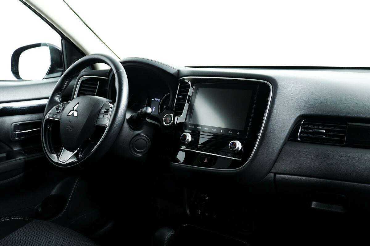 Mitsubishi Outlander, 2022 Фото №9