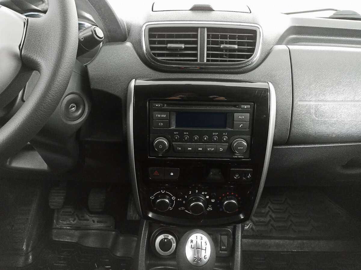 Nissan Terrano, 2016 Фото №13