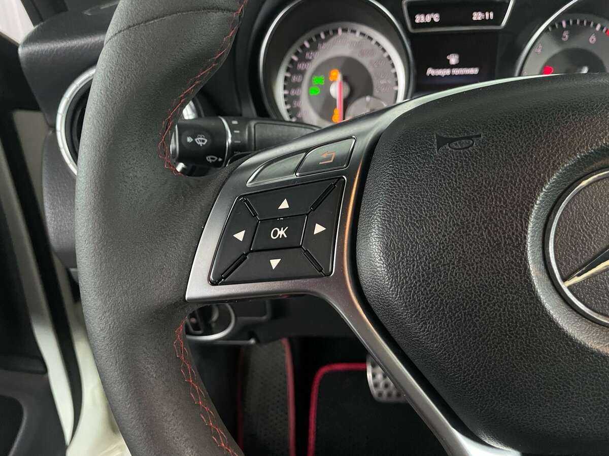 Mercedes-Benz CLA 200, 2014 Фото №11