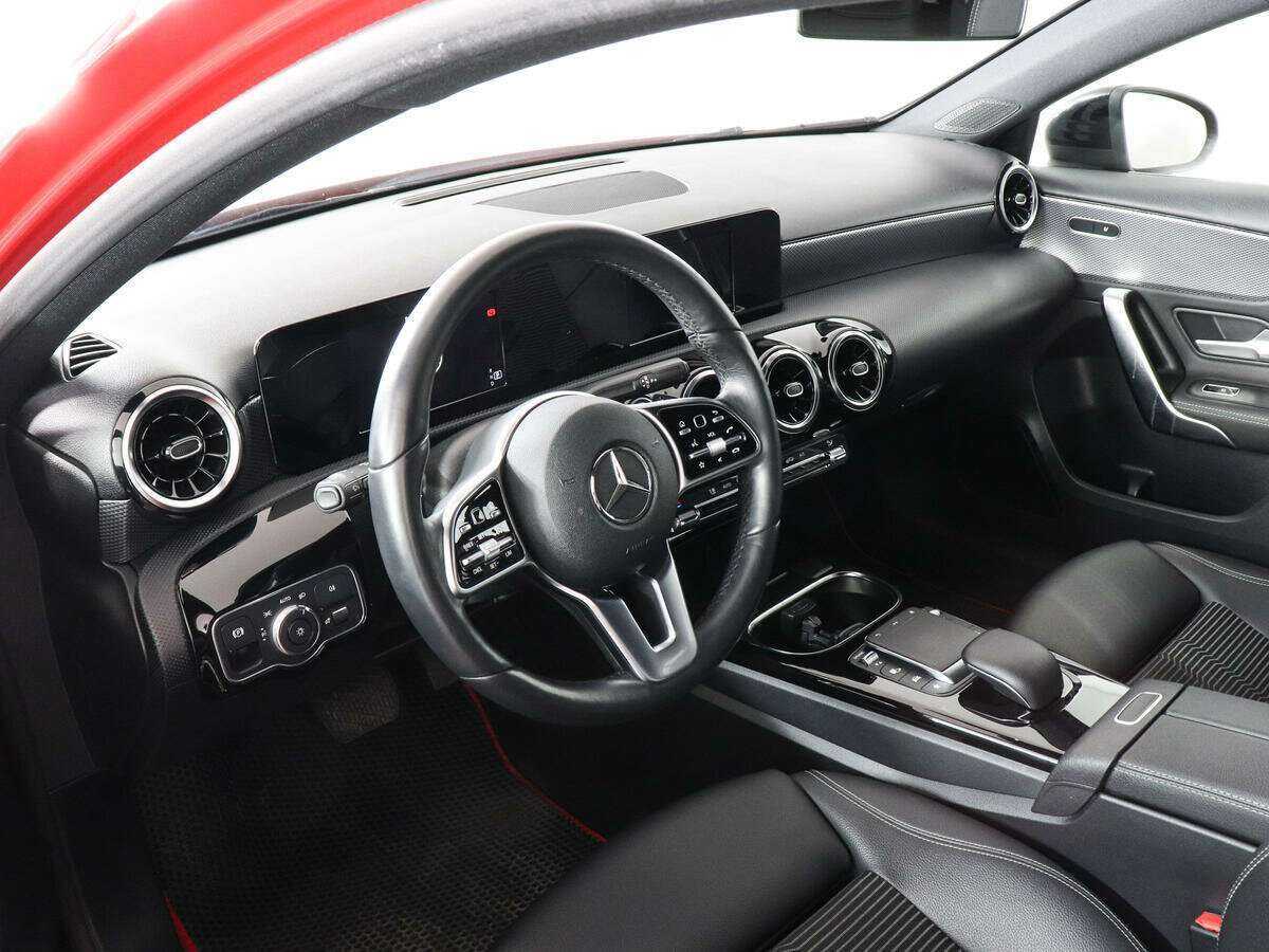 Mercedes-Benz A-Класс 200, 2018 Фото №9