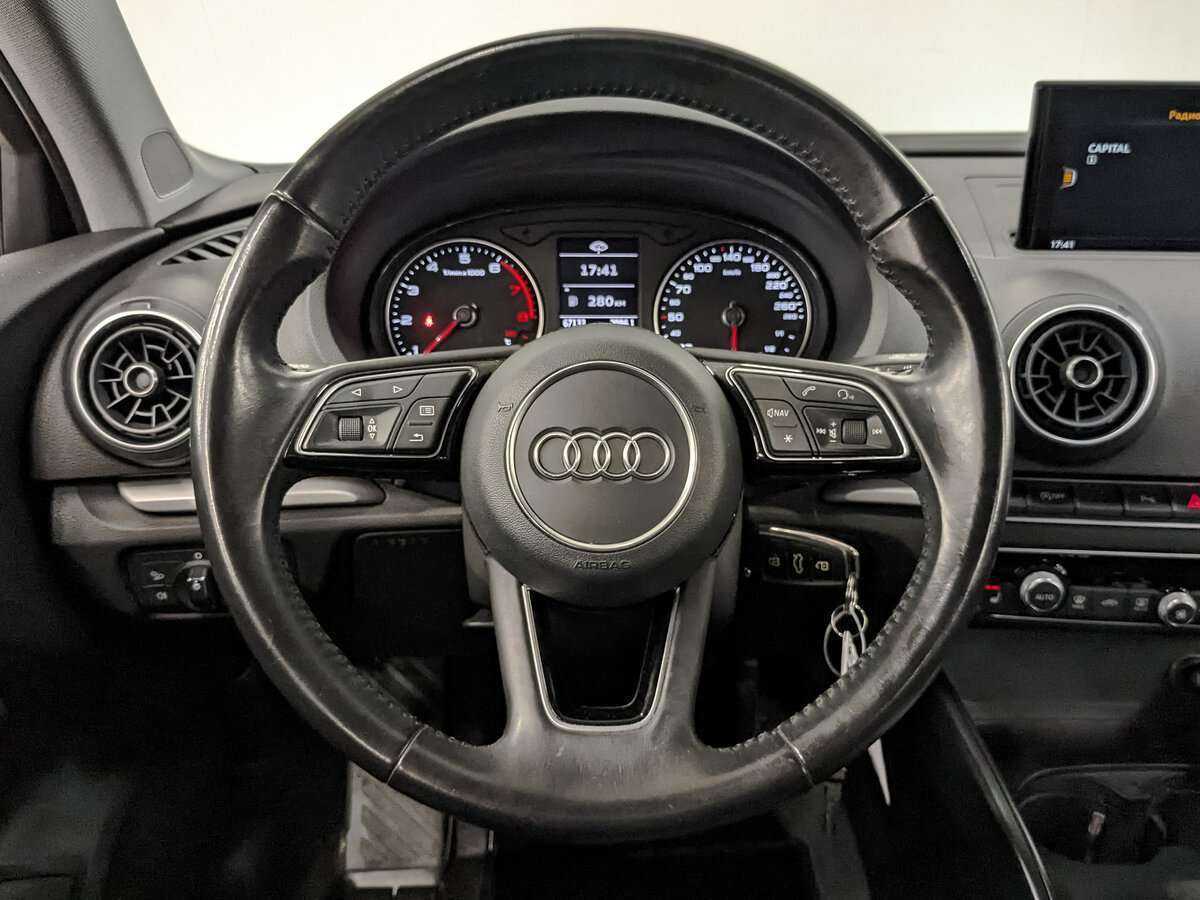 Audi A3, 2016 Фото №17