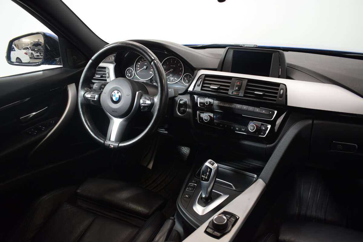 BMW 3 серии 320i xDrive, 2018 Фото №9