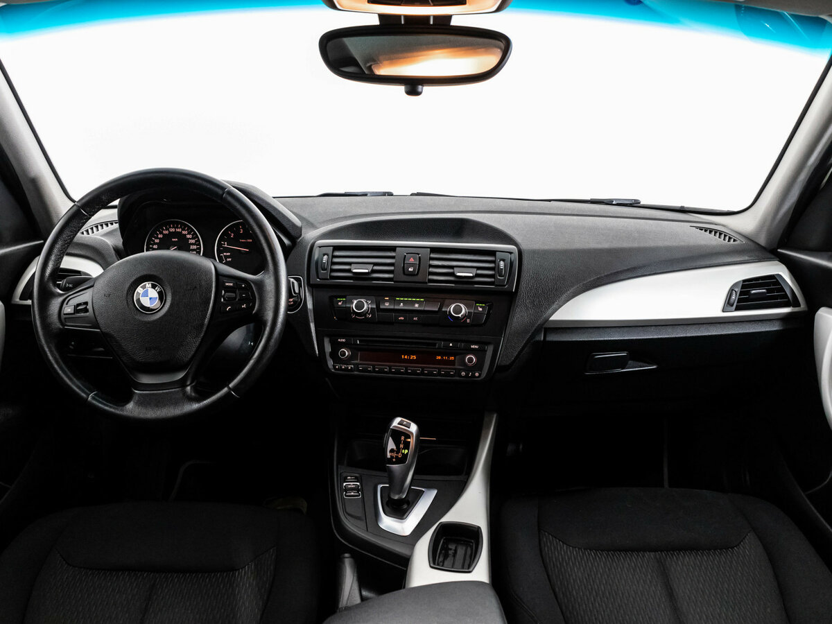 BMW 1 серии 116i II (F20/F21), 2012 Фото №9