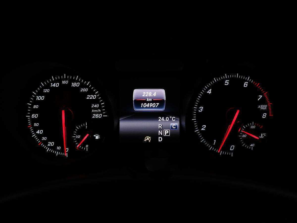 Mercedes-Benz GLA 250, 2017 Фото №12