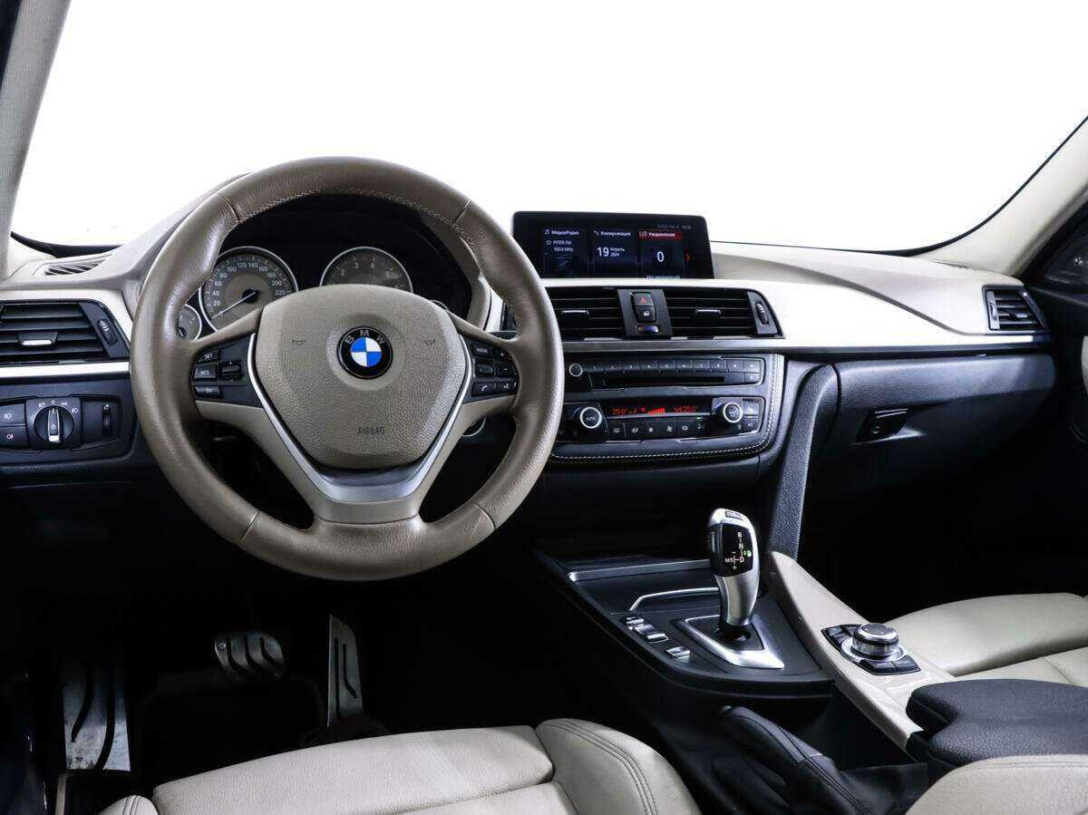 BMW 3 серии 328i, 2012 Фото №11