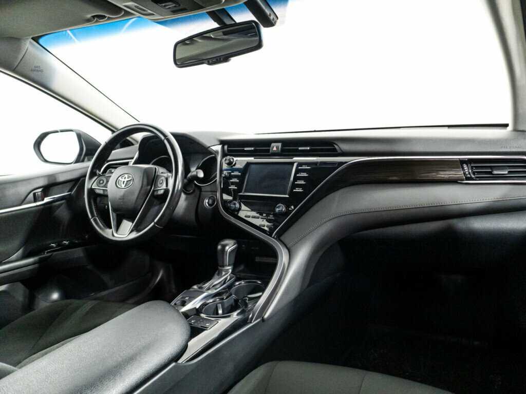 Toyota Camry, 2019 Фото №9