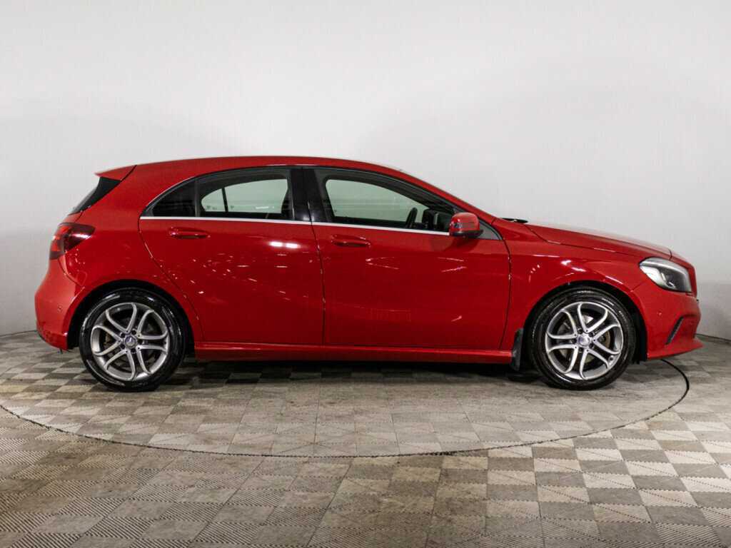 Mercedes-Benz A-Класс 180, 2016 Фото №4