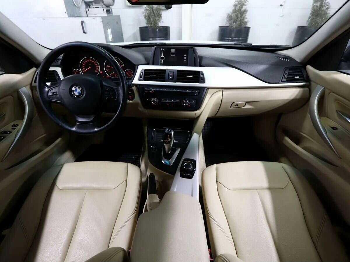 BMW 3 серии 316i, 2014 Фото №15