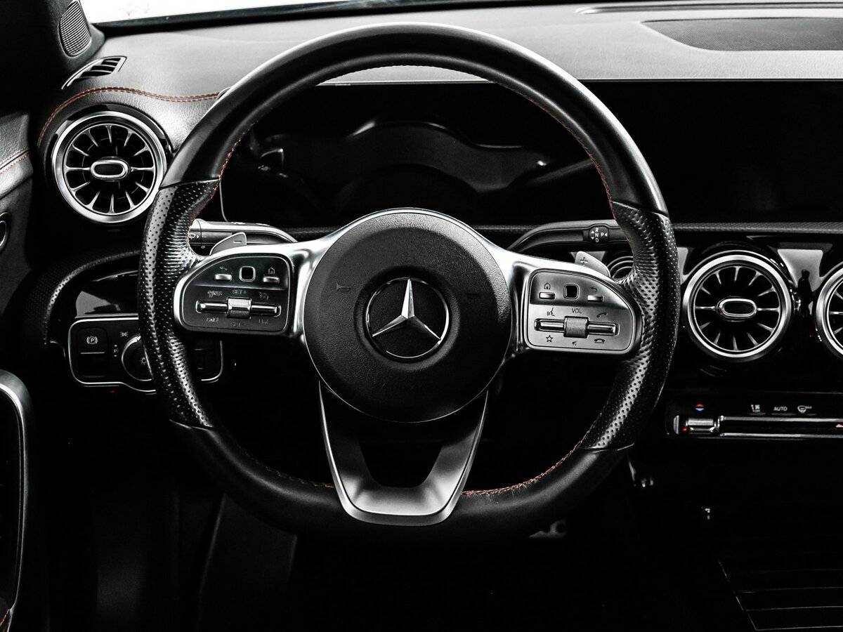 Mercedes-Benz CLA 200, 2020 Фото №11