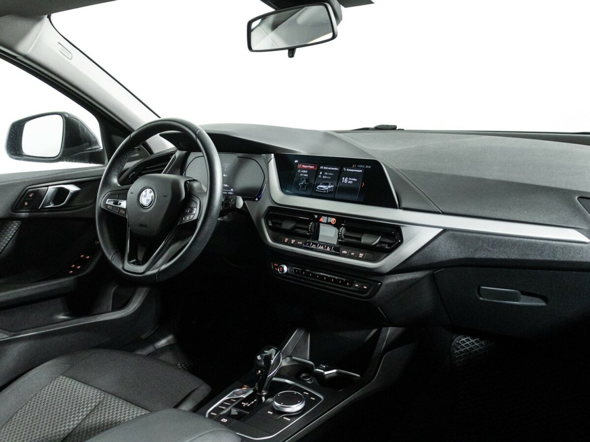 BMW 1 серии 116d III (F40), 2020 Фото №9
