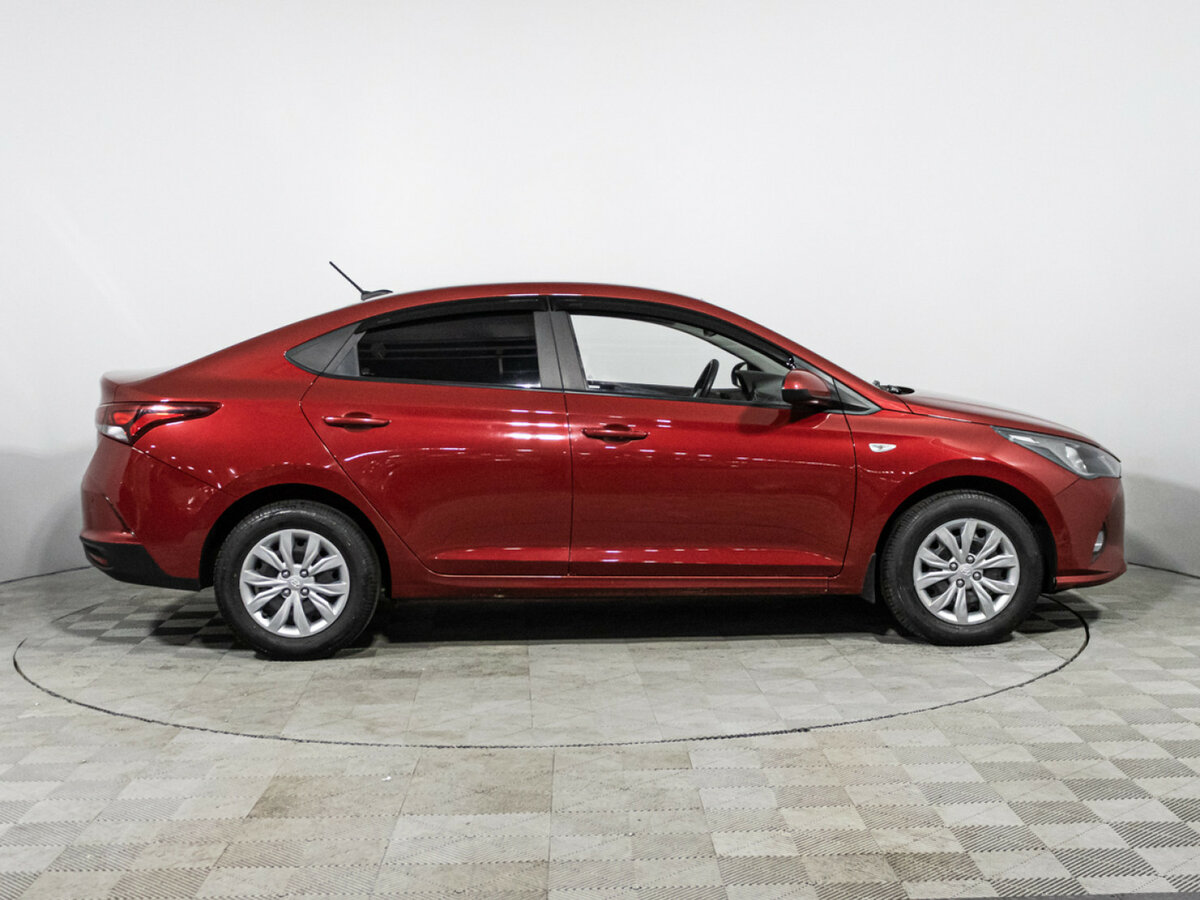 Hyundai Solaris II Рестайлинг, 2021 Фото №4