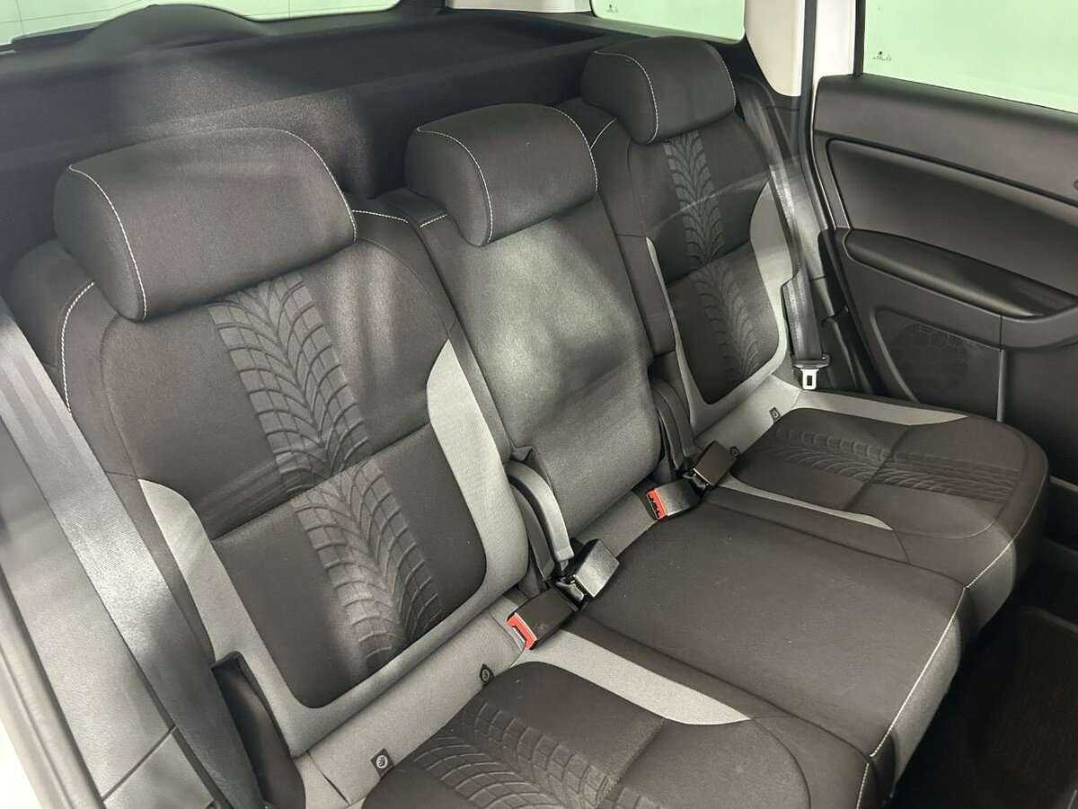 Skoda Yeti, 2017 Фото №15