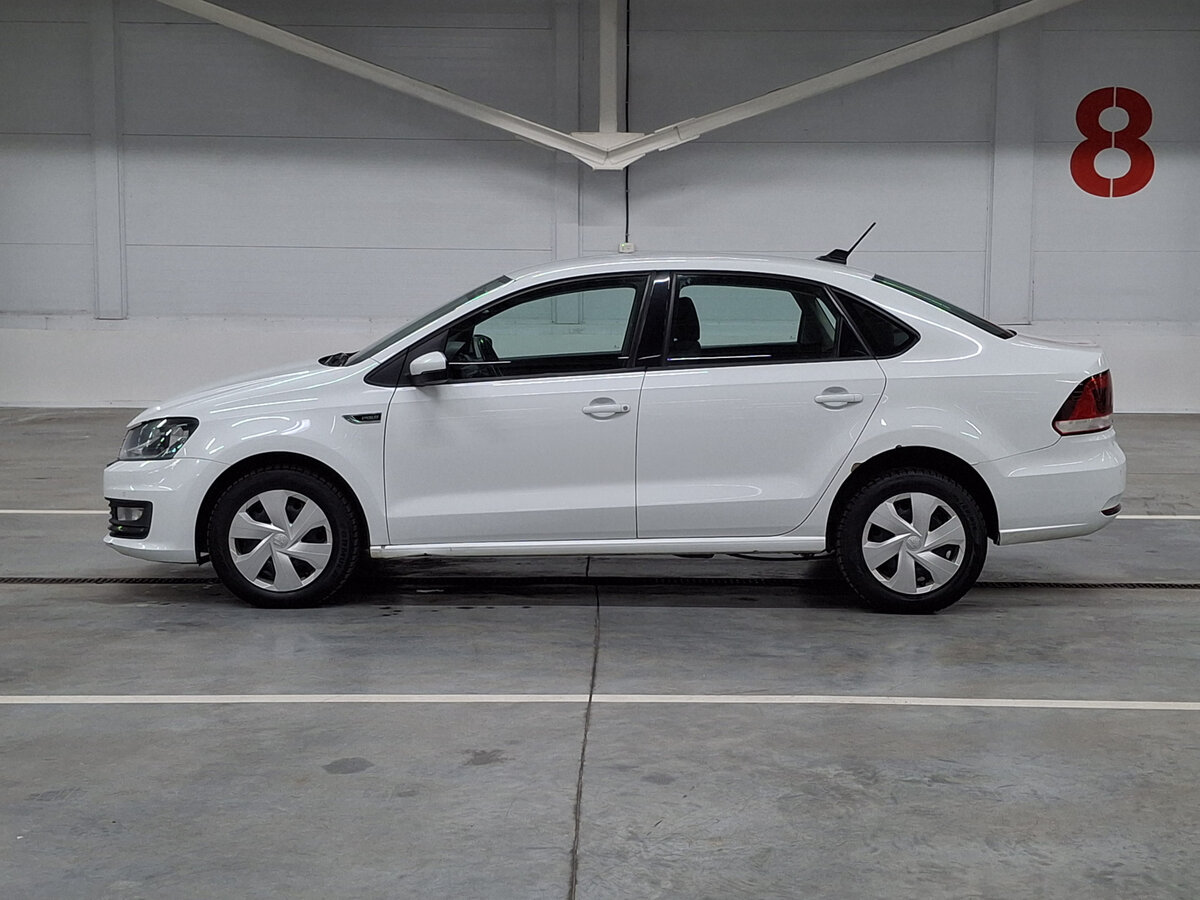 Volkswagen Polo V Рестайлинг, 2019 Фото №8