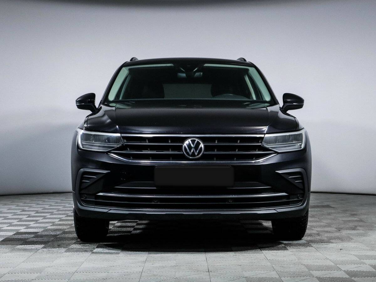 Volkswagen Tiguan II Рестайлинг, 2020 Фото №2