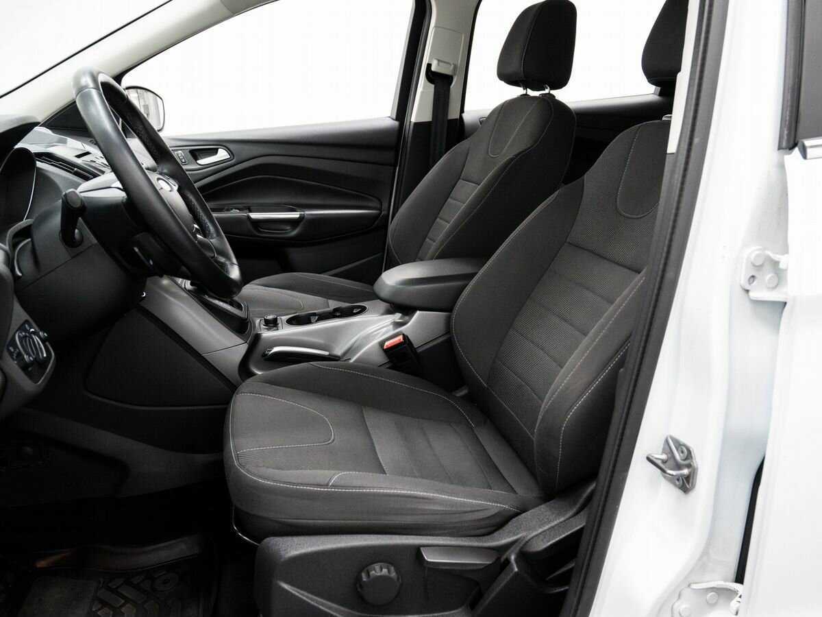 Ford Kuga, 2015 Фото №14