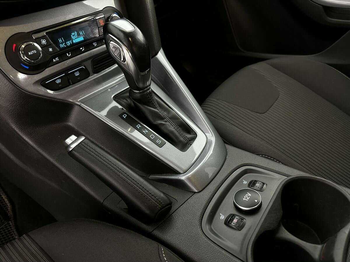 Ford Focus, 2012 Фото №13