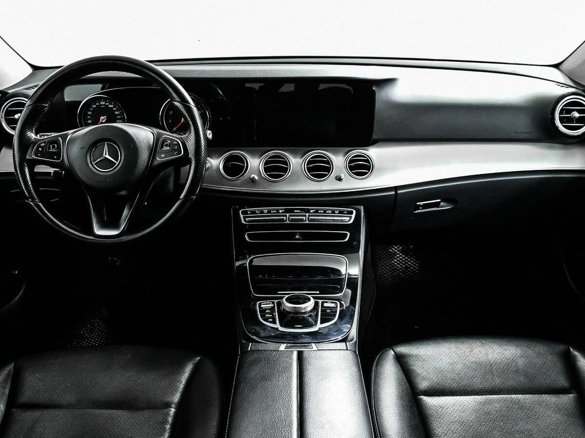 Mercedes-Benz E-Класс 200, 2017 Фото №11