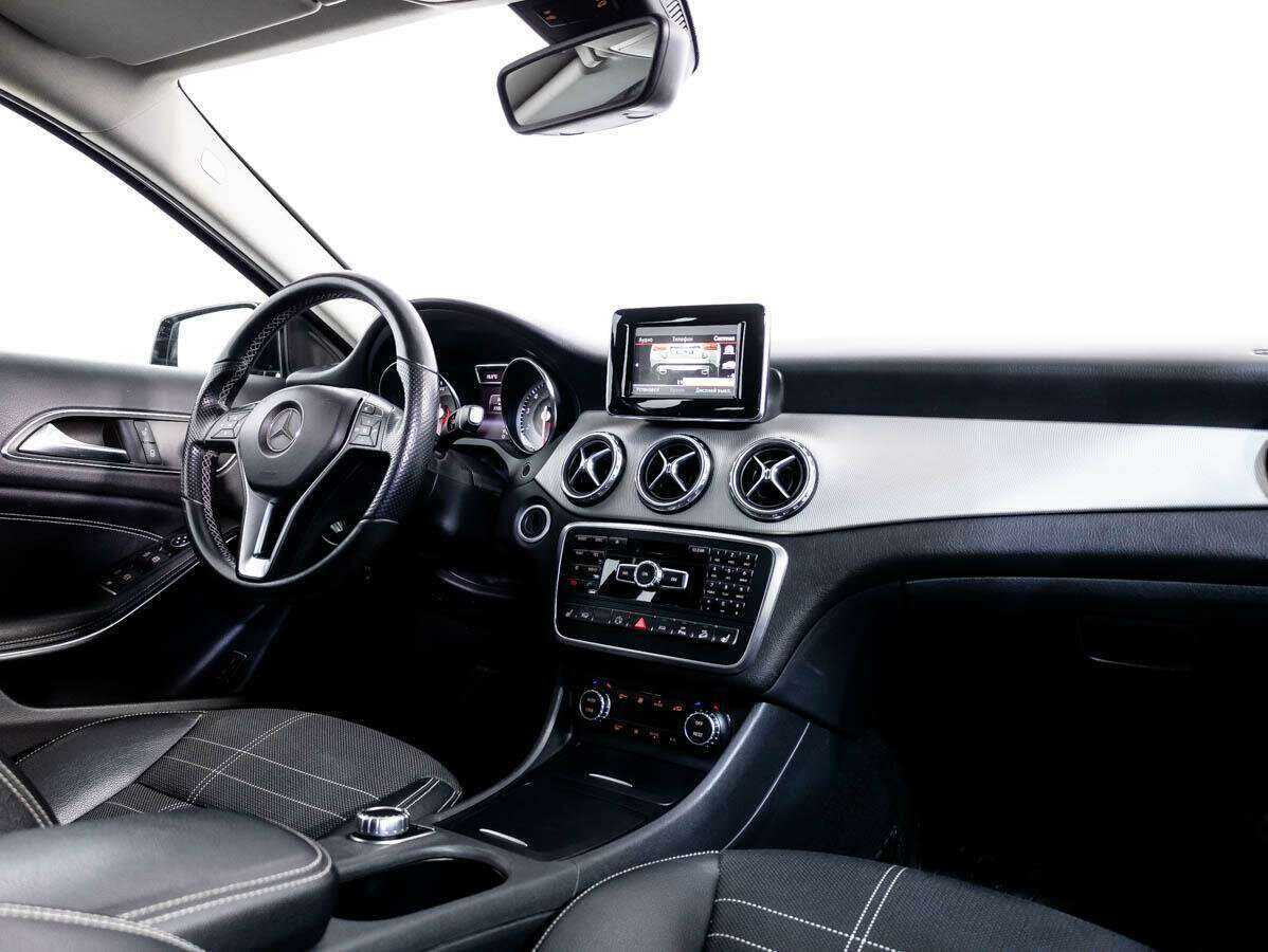 Mercedes-Benz GLA 250, 2014 Фото №8