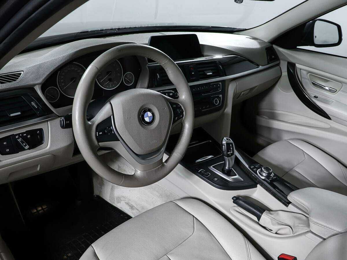 BMW 3 серии 320i, 2012 Фото №13