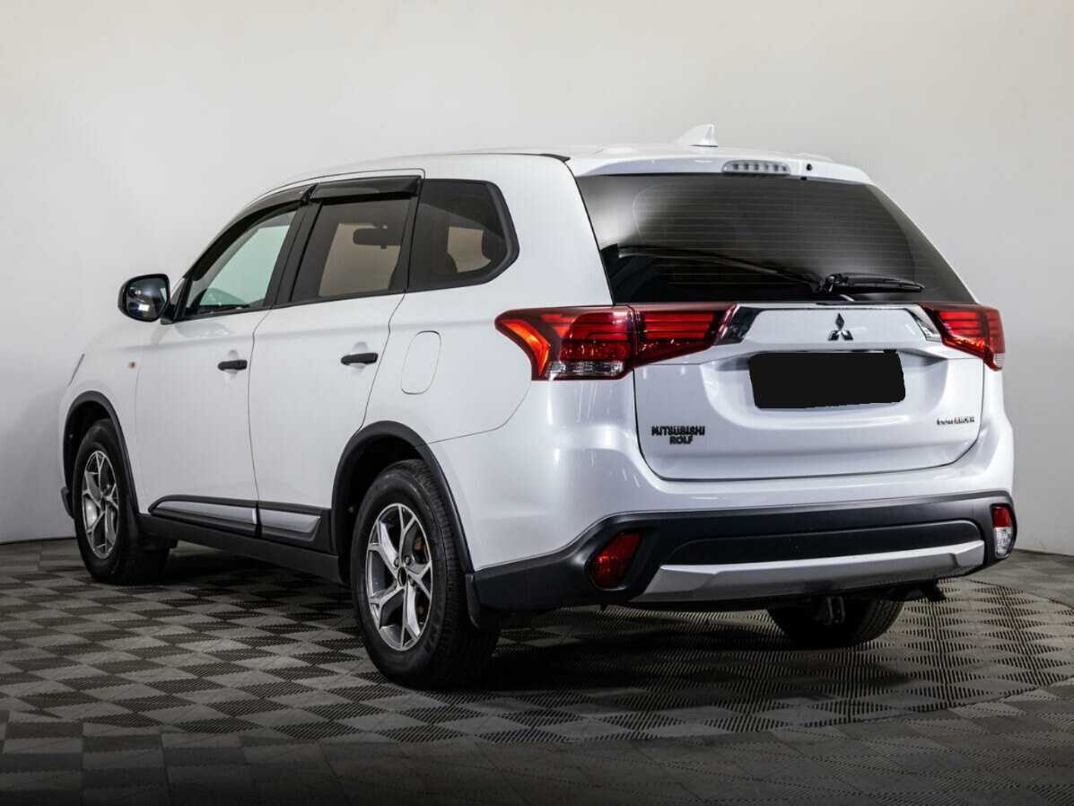 Mitsubishi Outlander, 2018 Фото №6