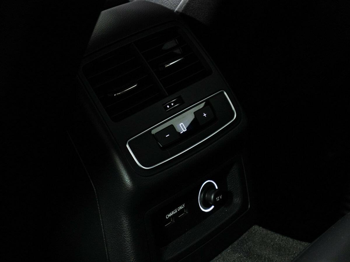 Audi A4 V (B9), 2019 Фото №19