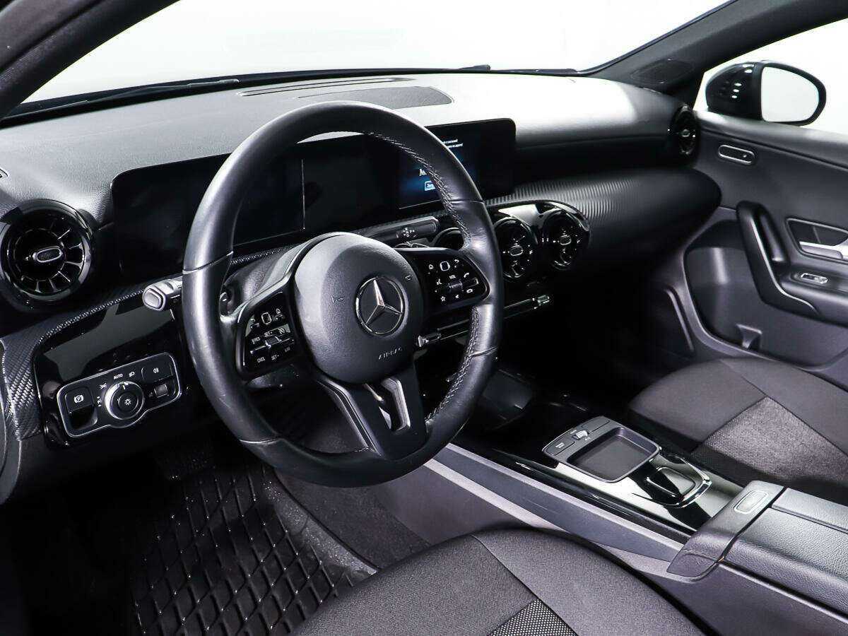 Mercedes-Benz A-Класс 200, 2019 Фото №14