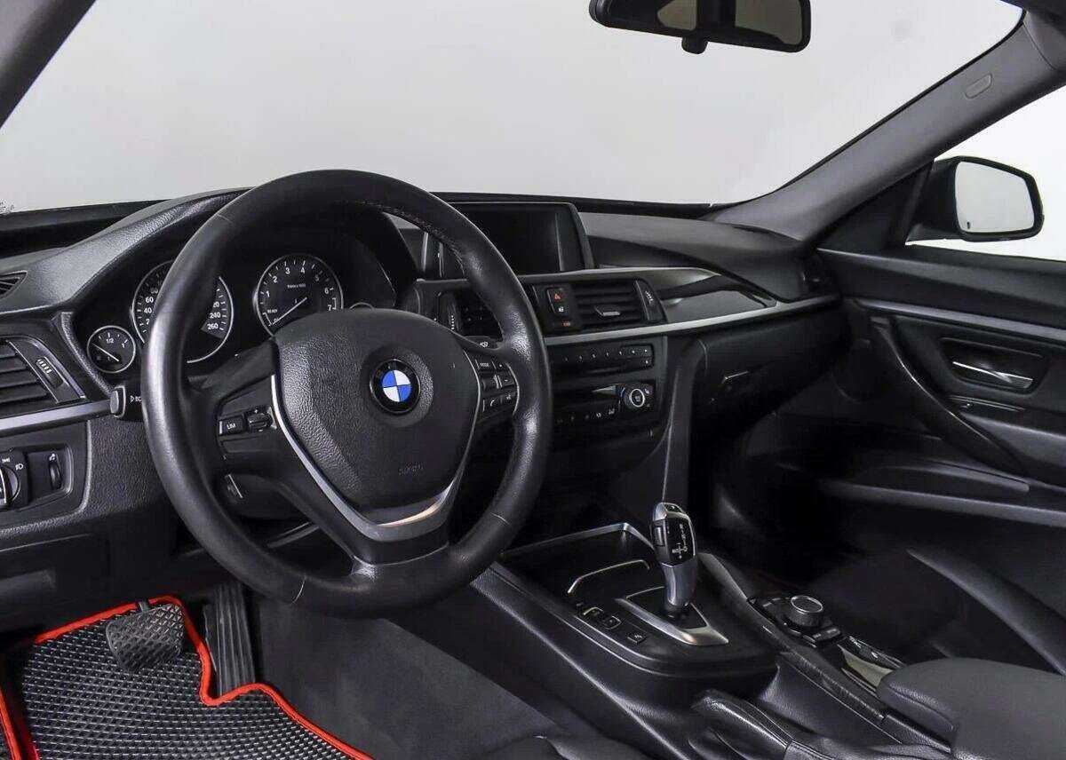 BMW 3 серии Gran Turismo 320i xDrive, 2016 Фото №6